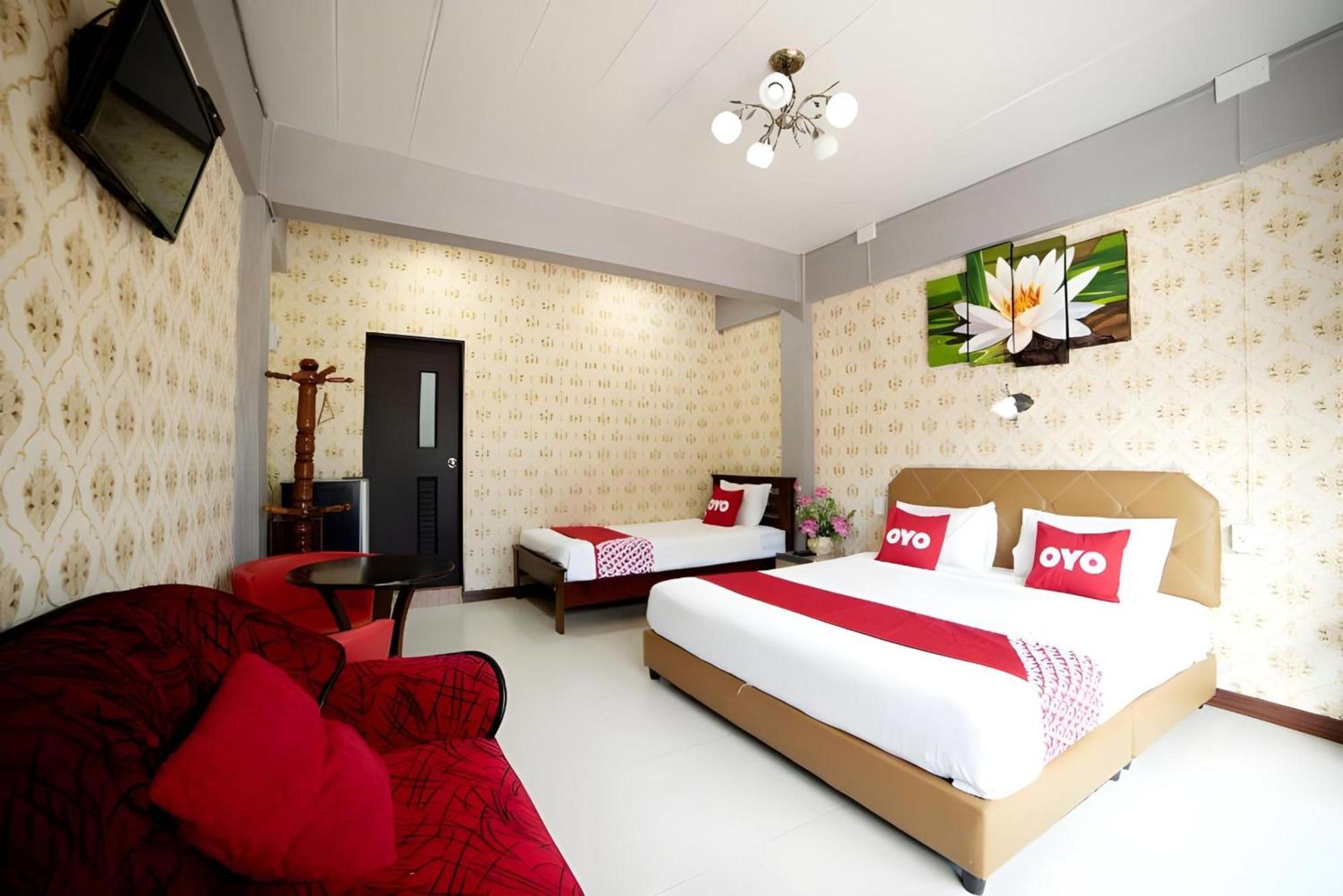 Oyo 465 Krung Kao Traveller Lodge Phra Nakhon Si Ayutthaya Buitenkant foto