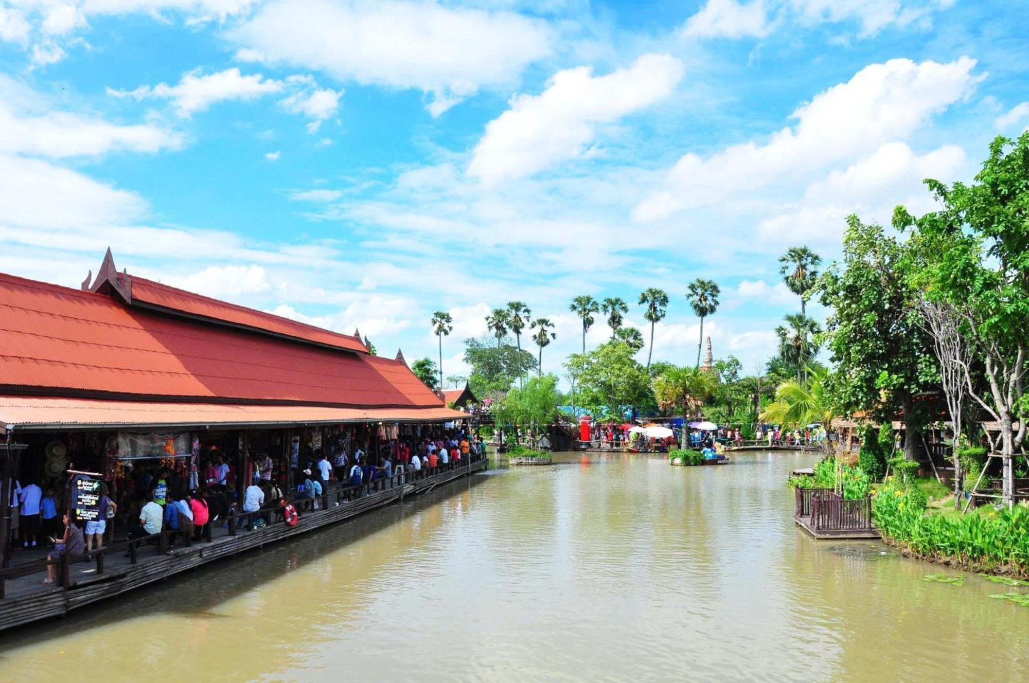 Oyo 465 Krung Kao Traveller Lodge Phra Nakhon Si Ayutthaya Buitenkant foto