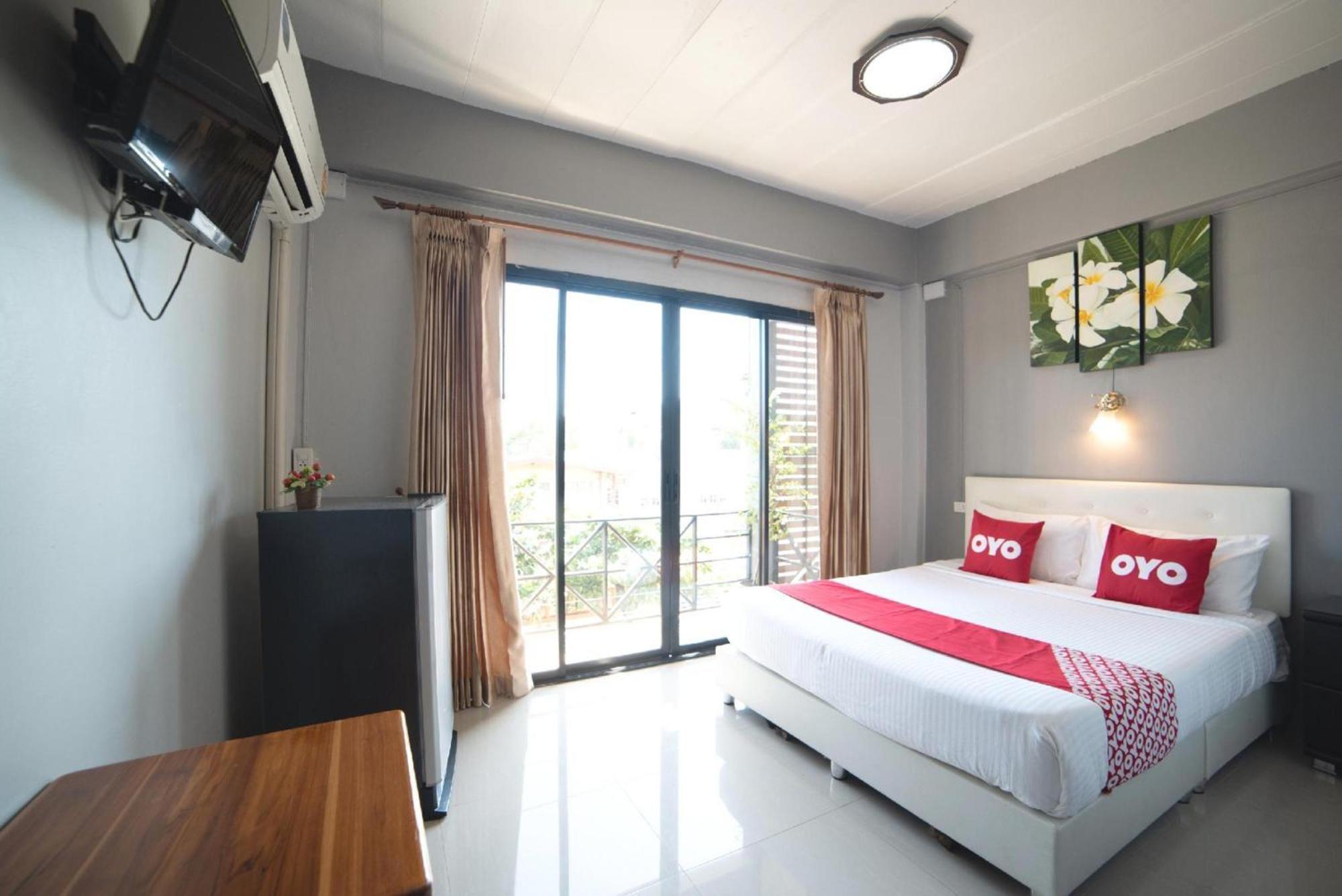 Oyo 465 Krung Kao Traveller Lodge Phra Nakhon Si Ayutthaya Buitenkant foto